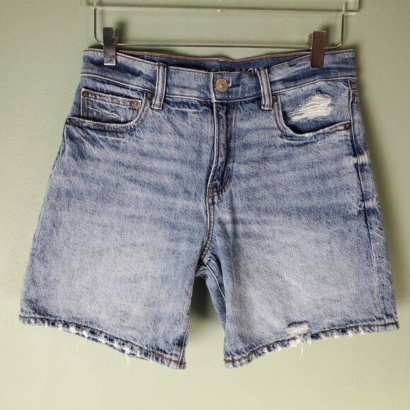 American Eagle AEO Womens Distressed 90s Boyfriend Bermuda Shorts Size 4 - Picture 1 of 6